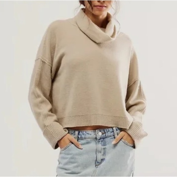 Free People Oliver 100% Cashmere Turtleneck Sweater Size XS - Picture 1 of 8
